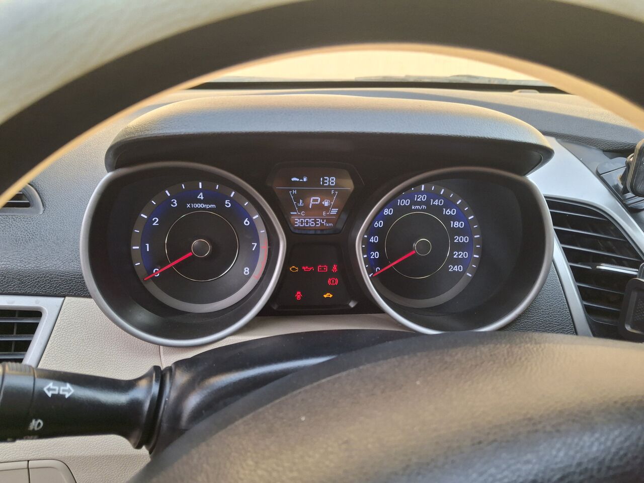 Riyadh, Vehicles, Cars & Trucks , SAR 22000,  Hyundai Elantra,  2016,  Automatic,  300000 KM,
