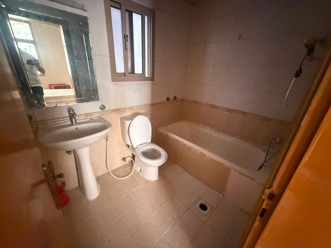 Hoora, Real Estate For Sale, BHD 180,  1 BR,  Falt For Rent In Hoora Nearby Jasmis