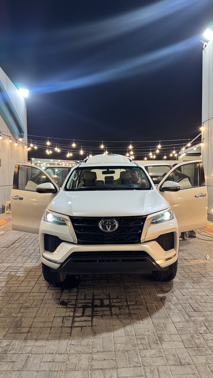 Dammam, Vehicles, Cars & Trucks , SAR 105000,  Toyota Fortuner,  2024,  Automatic,  90000 KM,   4x4 For Sale