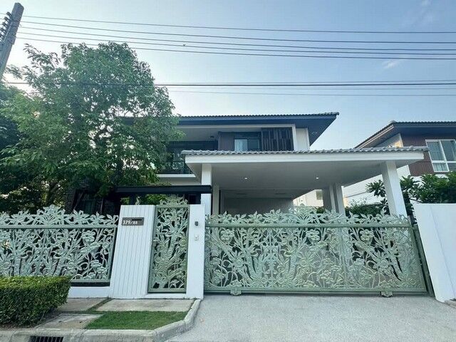Bangkok, Villas, THB 62000,  74 Sq. Feet,  2-storey Detached House For Rent, Corner House, Next To Main Road, 74 Sq M, 4 Bedrooms,