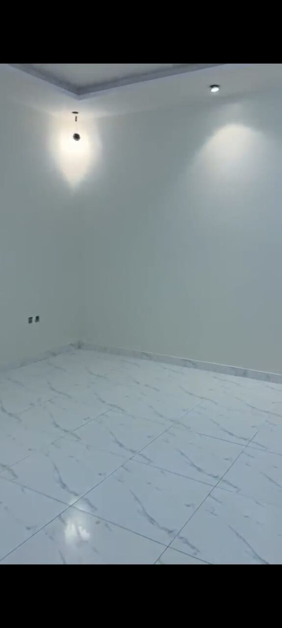 Al Naseem, Apartments, Flats, Houses & Villas, SAR 32000/year,  3 BR,  Family Apartment First Floor With Large 3 Beadrooms Neet Clean And Renovated House