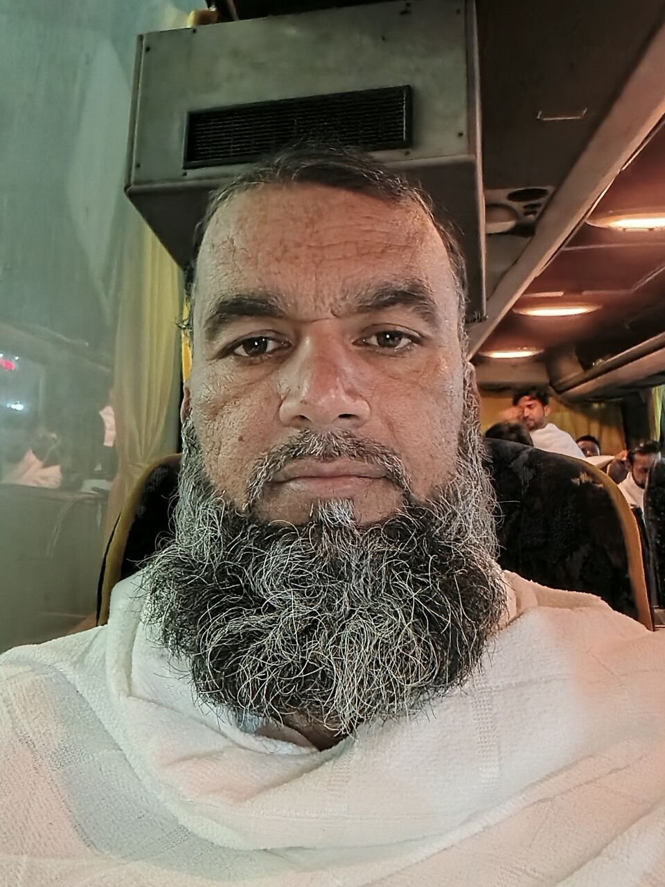 Madinah, Job Seekers, Heavy Bus  Light Vehicle