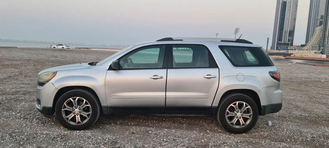 Juffair, Vehicles, Cars & Trucks , BHD 1550,  Gmc Acadia,  2013,  Automatic,  200 KM,    Instalments Option Available Whatsap 37424348