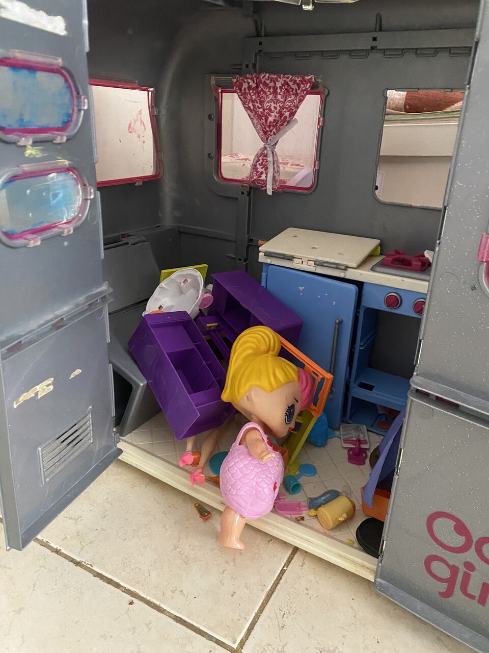 Khobar, Baby & Kid Stuff, SAR 50,  Car And Bus For Doll And Skate