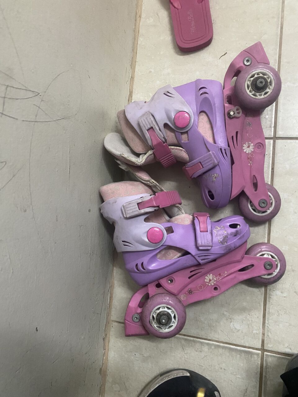 Khobar, Baby & Kid Stuff, SAR 50,  Car And Bus For Doll And Skate