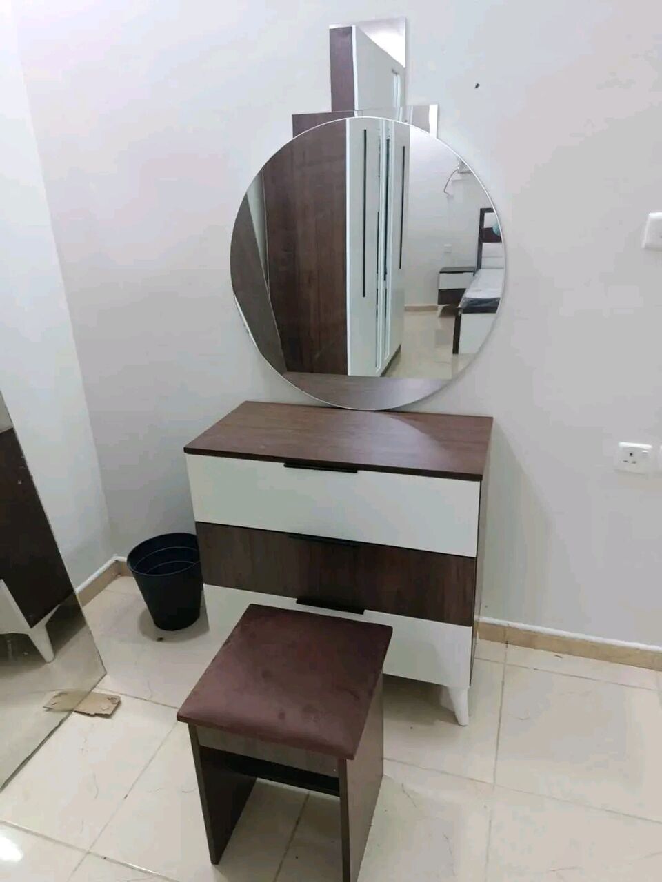 Jeddah, Furniture, SAR 1,  Brand New Stylish And Classic Dressing Table Available