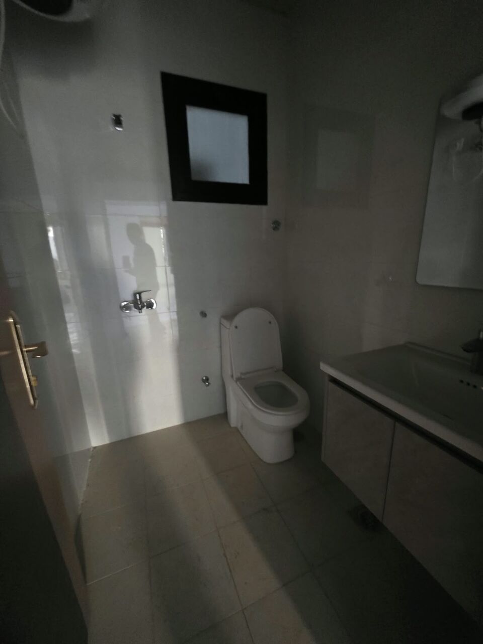 Khobar, Apartments, Flats, Houses & Villas, SAR 32000/year,  3 BR,  3 Bedrooms, A Hall,3 Bathrooms, A      American Kitchen,with Air Conditioners  Elevator,pr