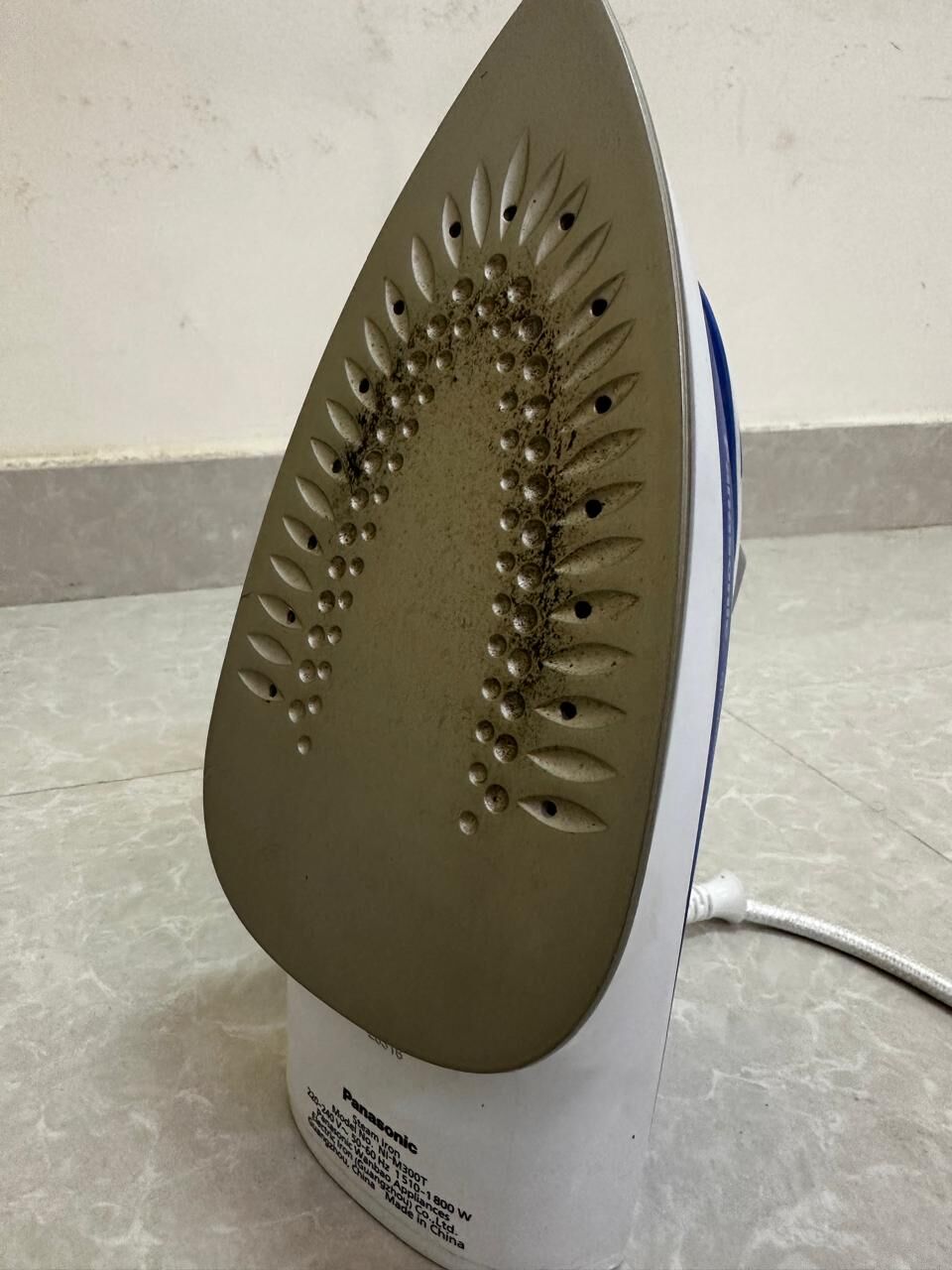 Riyadh, Household Items, SAR 25,  Steam Iron Box