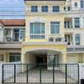 THB 26999,  27 Sq. Feet,  Near MRT Sri Lasalle 600 M. Makro Townhome Baan Klang Muang Srinakarin, 4 Bedrooms, 5