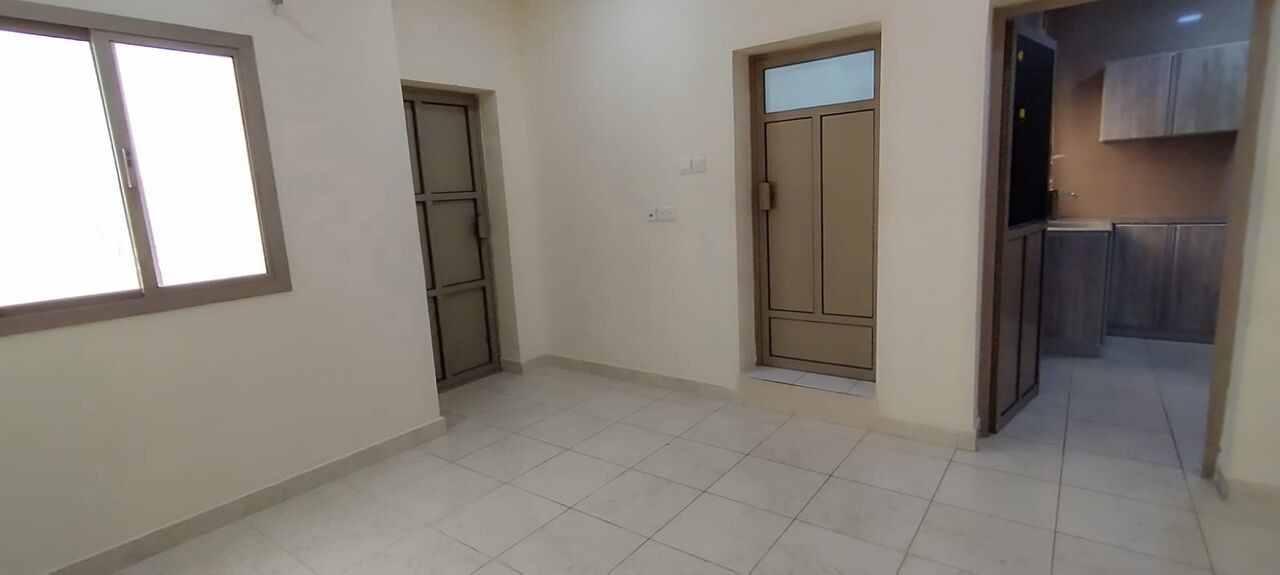 Mahooz, Apartments, Flats, Houses & Villas, BHD 140/year,  1 BR,  Mahooz:- Rooftop Studio Flat On Rent With Ac & Ewa..