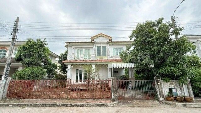 Bangkok, Real Estate For Sale, THB 3400000,  3 BR,  52 Sq. Feet,  Reduced Price Of Single House, Chaiyaphruek, Theparak, Soi Thanasit, Beautiful House,
