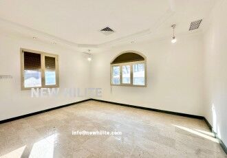 Kuwait City, Apartments, Flats, Houses & Villas, KWD 1150/month,  4 BR,  Spacious 4-Bedroom Floor With Private Entrance For Rent In Jabriya