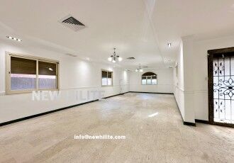 Kuwait City, Apartments, Flats, Houses & Villas, KWD 1150/month,  4 BR,  Spacious 4-Bedroom Floor With Private Entrance For Rent In Jabriya