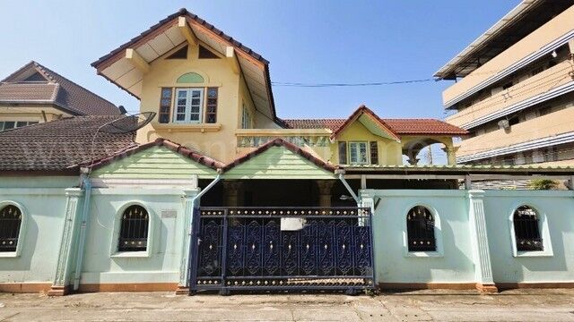 Bangkok, Real Estate For Sale, THB 3550000,  2 BR,  49 Sq. Feet,  Urgent Price Reduction, Single House, Sayan Village 2, Samakkhi 49, Near Dhurakij Pundit
