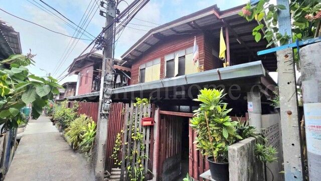 Bangkok, Real Estate For Sale, THB 2150000,  6 BR,  82 Sq. Feet,  Reduced Price, 2 Detached Houses With Rooms For Rent, 82 Sq M, Phra Pradaeng, Samut