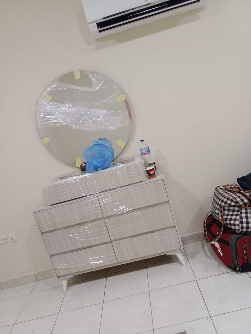 Al Aqeeq, Furniture, SAR 11,  New Bedroom Set Pakistani 🇵🇰