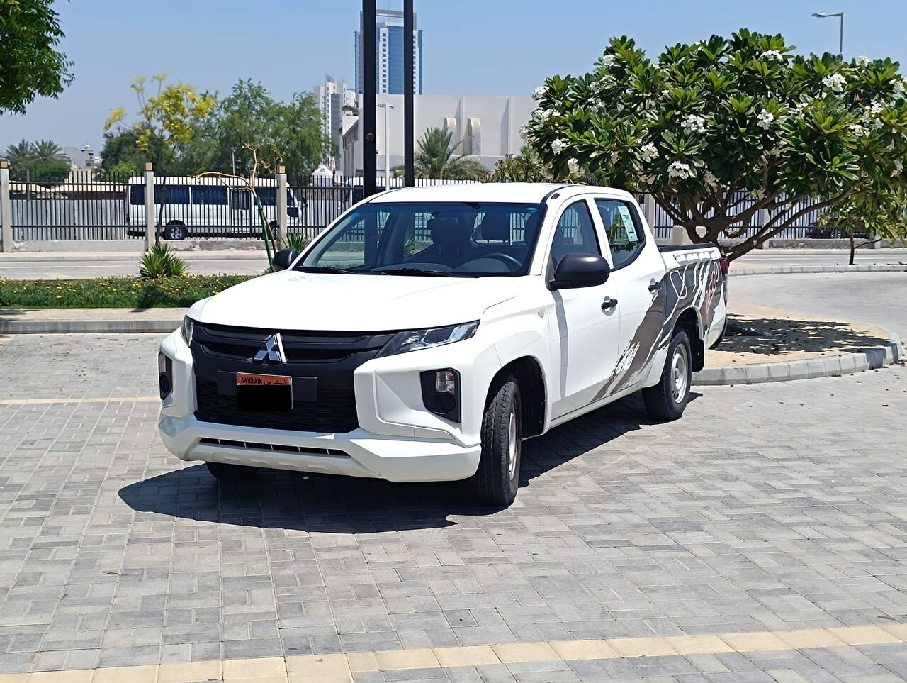 Manama, Vehicles, Cars & Trucks , BHD 5600,  MITSUBISHI L200,  2022,  Manual,  140000 KM,  DOUBLE CABINE PICKUP