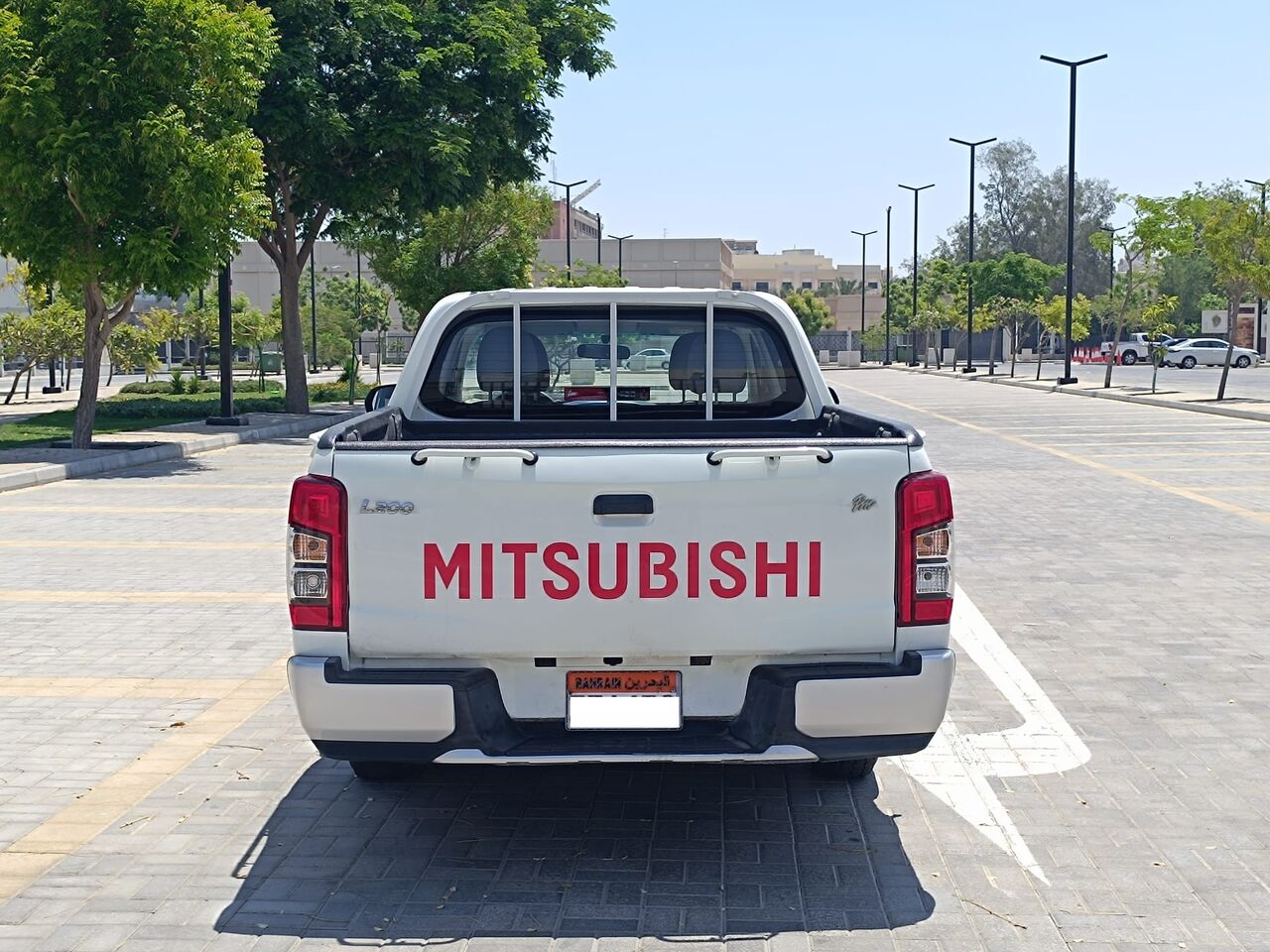 Manama, Vehicles, Cars & Trucks , BHD 5600,  MITSUBISHI L200,  2022,  Manual,  140000 KM,  DOUBLE CABINE PICKUP