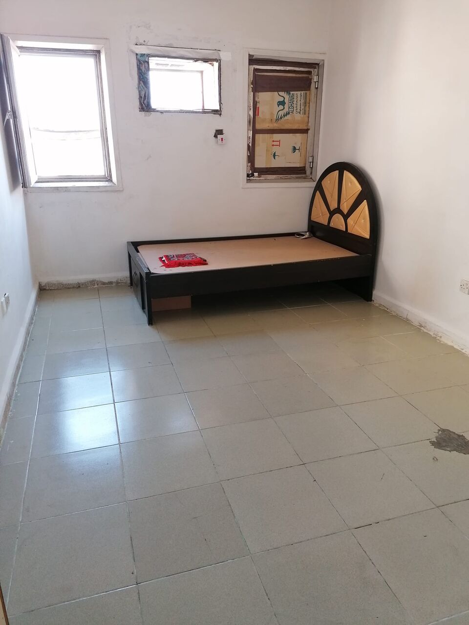 Manama, Rooms for Rent, BHD 1/month,  Furnished,  Room For Rent In Manama Bab Al Bahrain