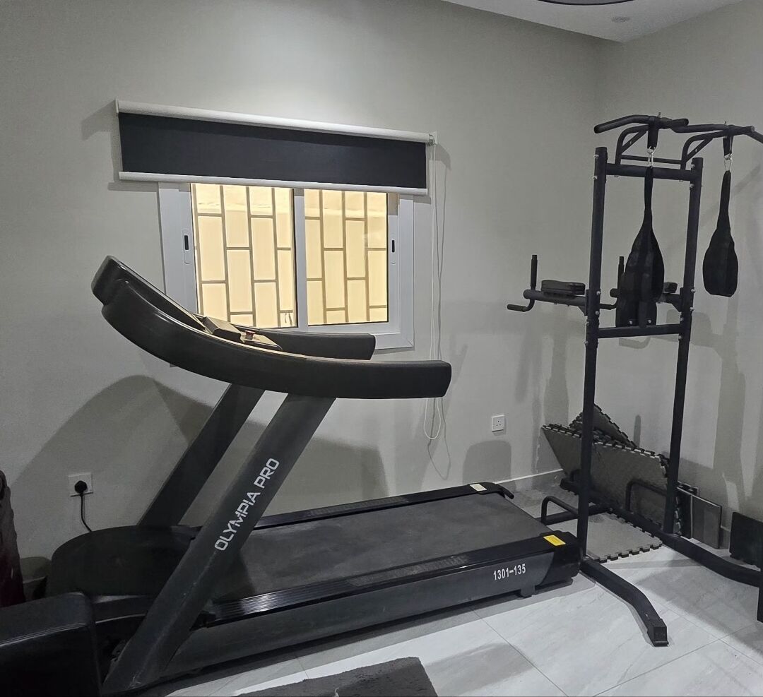 Jeddah, Heavy Equipment, SAR 2200,  A Treadmill, Heavy Duty, And A Pull-up Machine. Pull-up Bar, A Pull-up Machine.