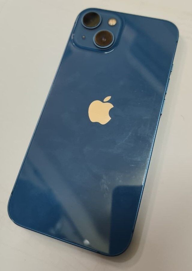 Riyadh, Mobile Phones, SAR 1399,  IPhone 13 256GB Blue &ndash; Mint Condition