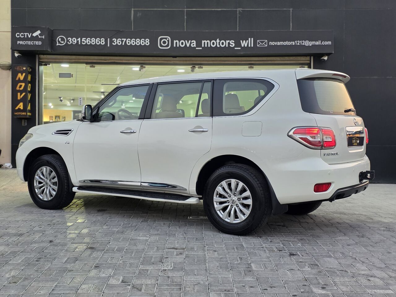 Manama, Vehicles, Cars & Trucks , BHD 7800,  Nissan Patrol,  2016,  Automatic,  184000 KM,   SE V8