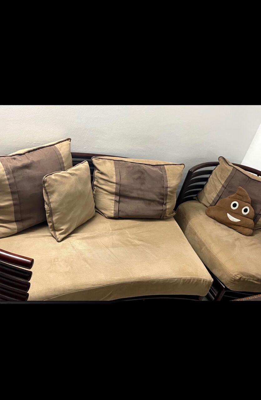 Riyadh, Furniture, SAR 600,  7 Seater Sofa Set, Good Condition For SALE!