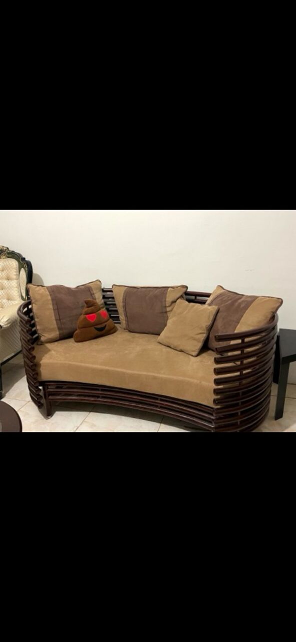 Riyadh, Furniture, SAR 600,  7 Seater Sofa Set, Good Condition For SALE!