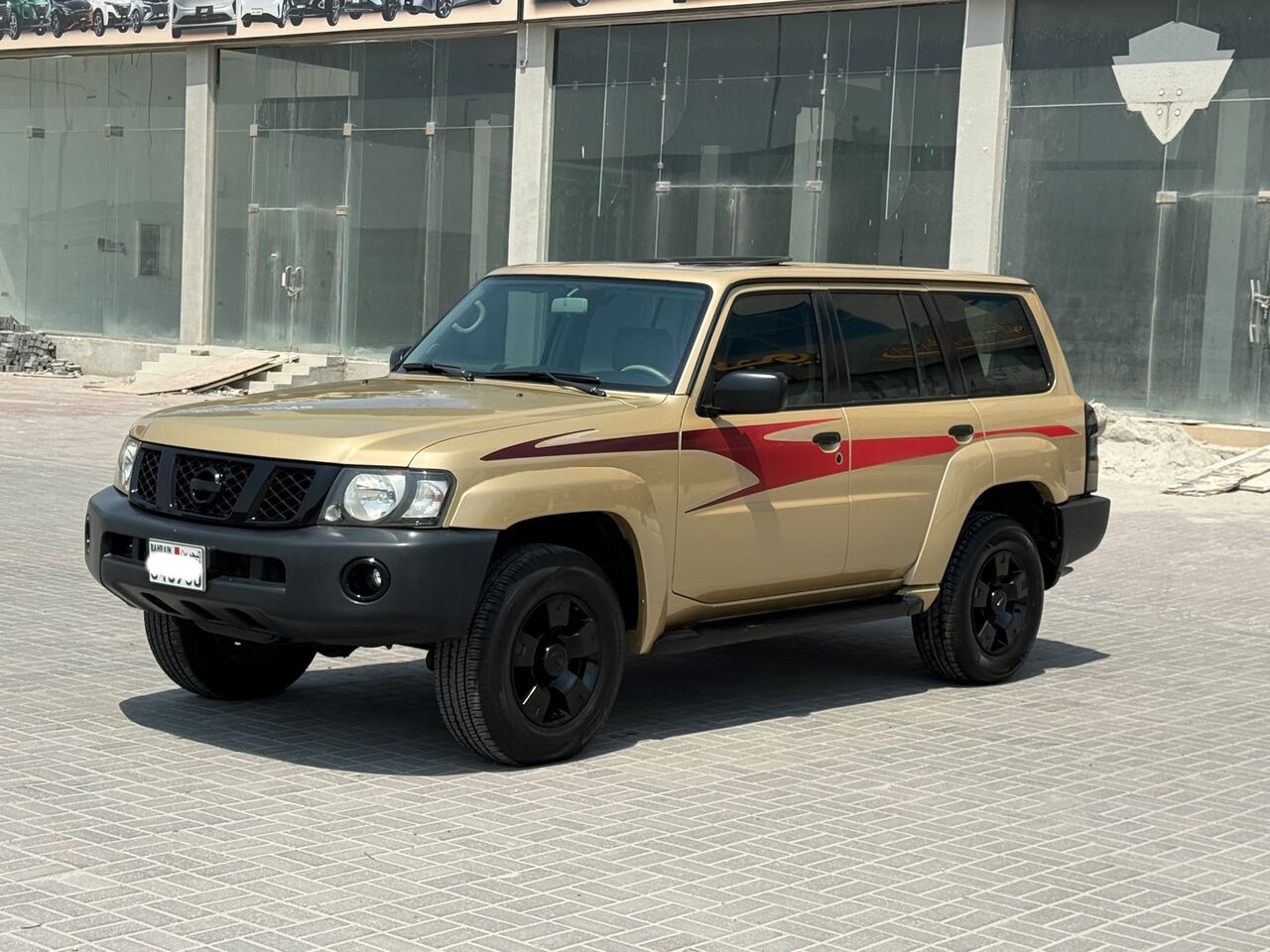 Manama, Vehicles, Cars & Trucks , BHD 4800,  Nissan Patrol Safari,  2008,  Automatic,  273500 KM,    (Beige)