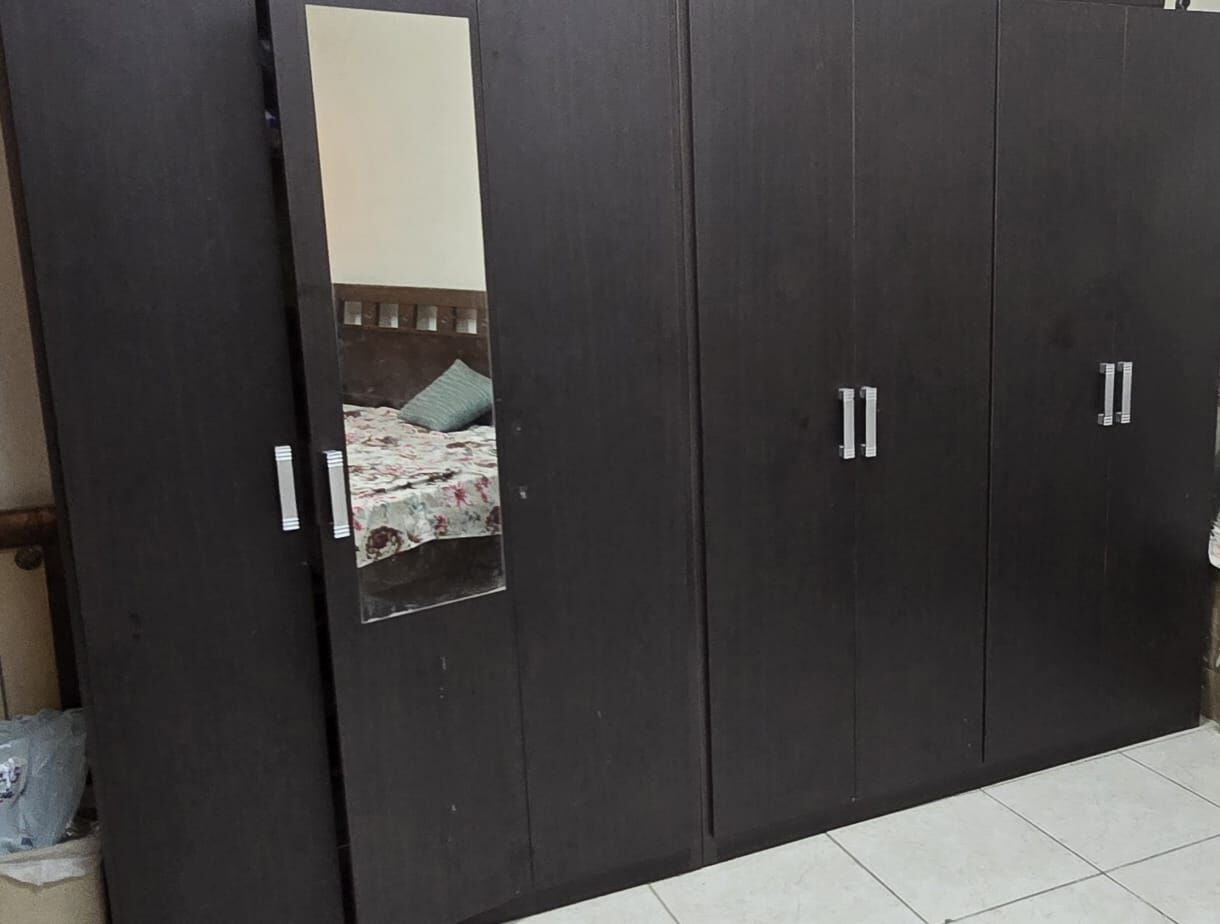Al Sulaimaniah Al Sharqiyah, Furniture, SAR 500,  7 Door Almirah, With Mirror - Good And Fit Condition