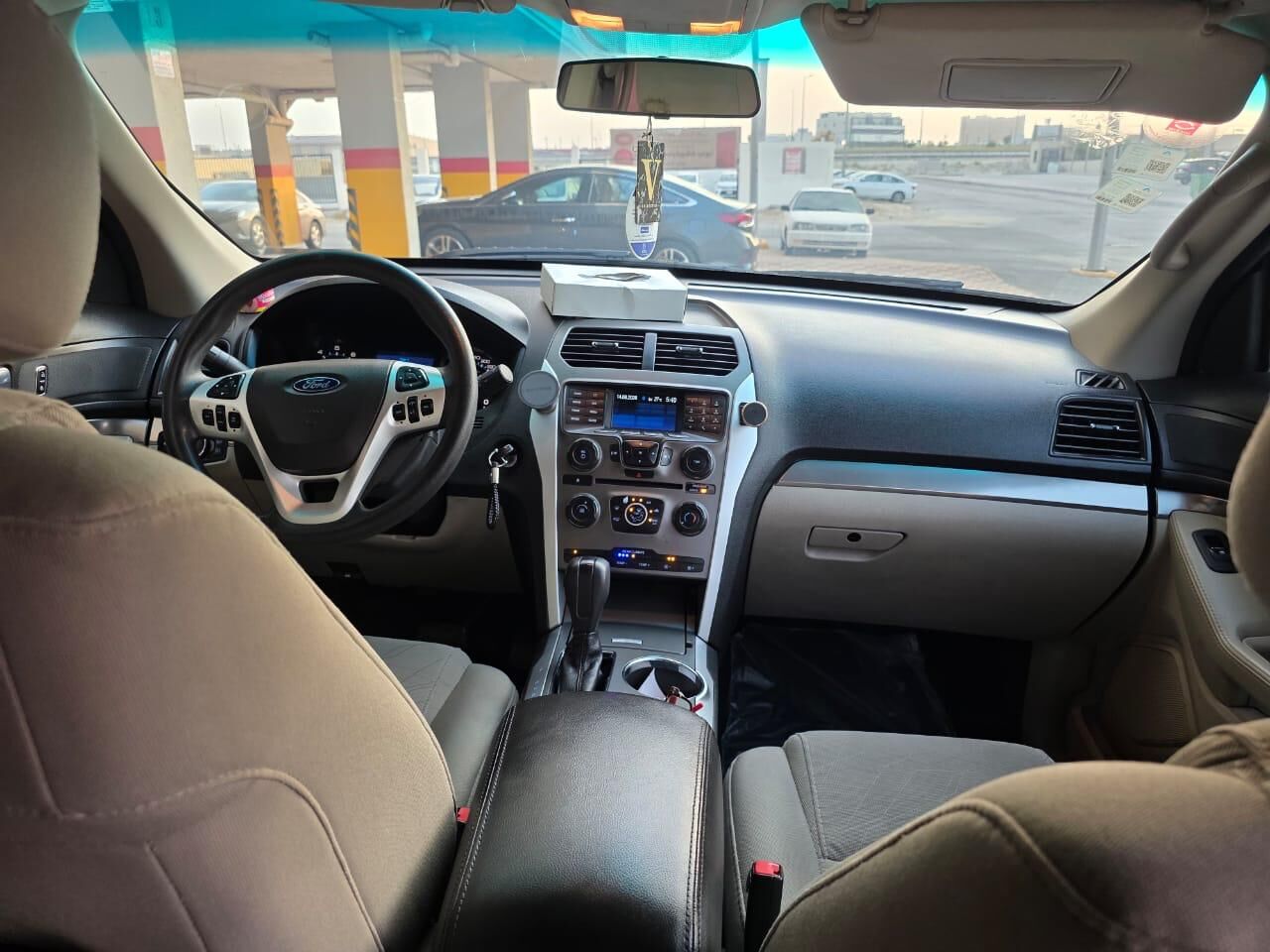 Dammam, Vehicles, Cars & Trucks , SAR 36000,  Ford Explorer,  2013,  Automatic,  208130 KM,  A Gift For Car Buyers, Very Well Maintained Car , Just Drive.