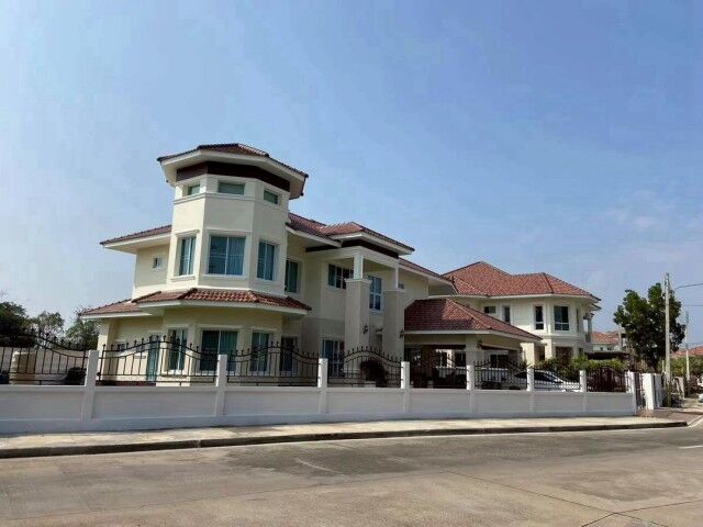 Bangkok, Real Estate For Sale, THB 12000000,  6 BR,  151 Sq. Feet,  Reduced Selling Price 12 Million, 151 Sq M., 8 Bedrooms, 7 Bathrooms #Sivalai 4 #Ton Pao