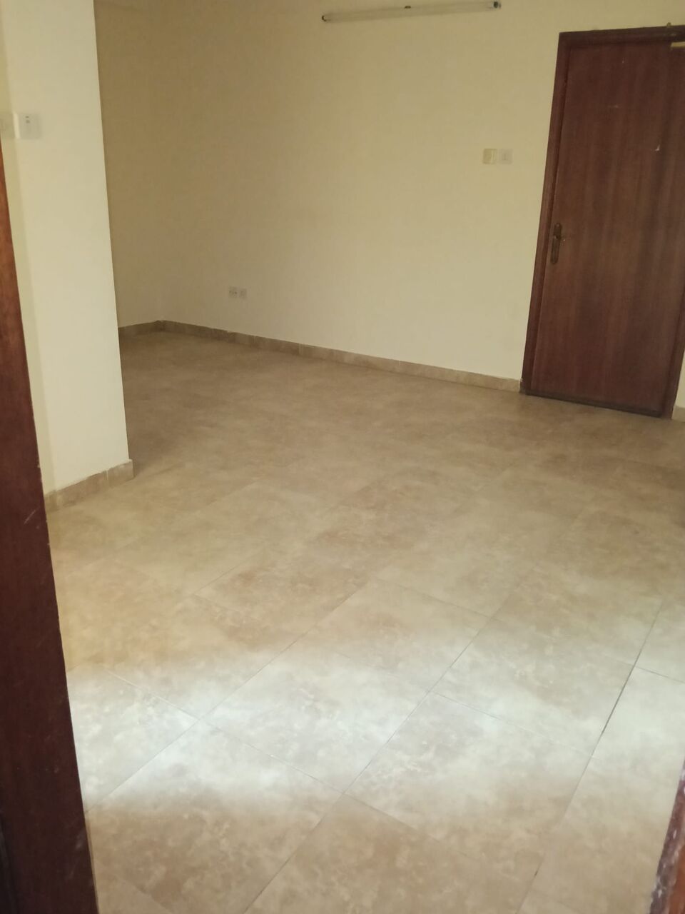 Gudaibiya, Apartments, Flats, Houses & Villas, BHD 160/month,  2 BR,  2 Bedtoom Unfurnished Flat For Rent Without Ewa