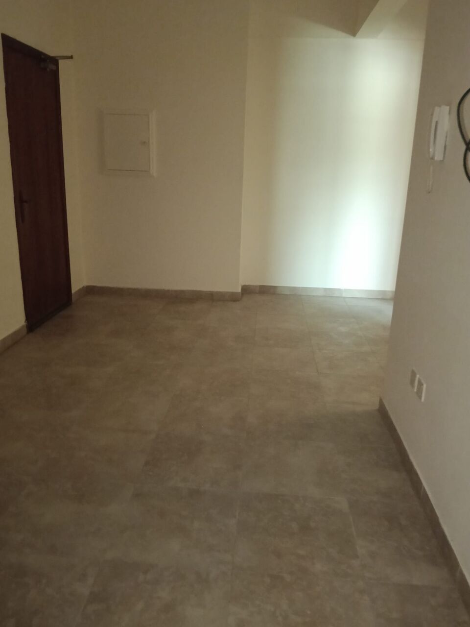 Gudaibiya, Apartments, Flats, Houses & Villas, BHD 160/month,  2 BR,  2 Bedtoom Unfurnished Flat For Rent Without Ewa