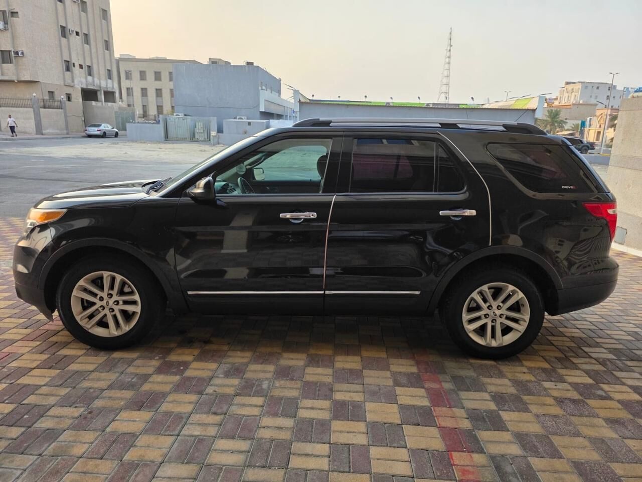Dammam, Vehicles, Cars & Trucks , SAR 36000,  Ford Explorer,  2013,  Automatic,  208130 KM,  A Gift For Car Buyers