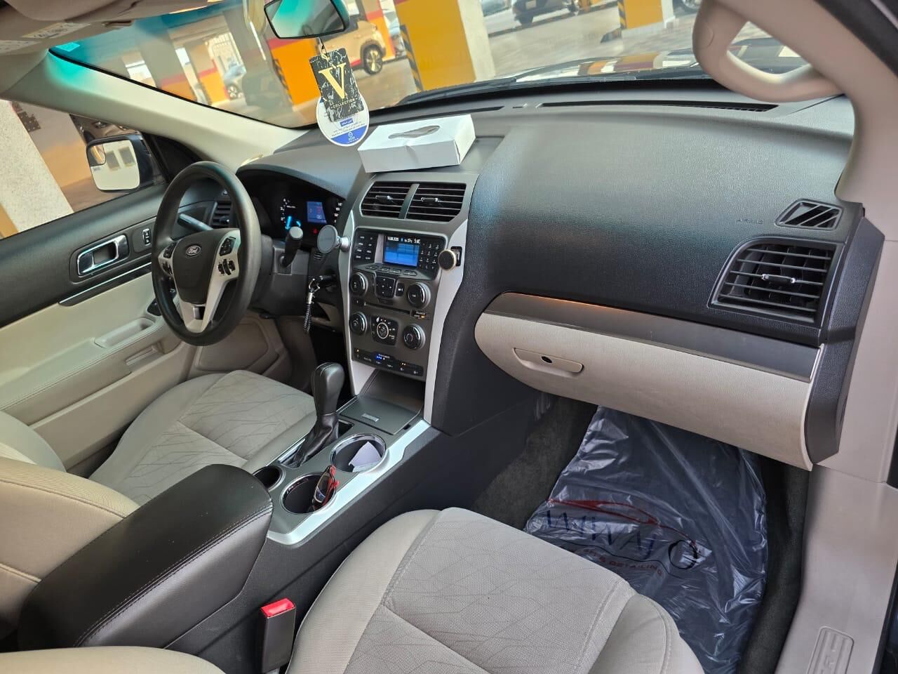 Dammam, Vehicles, Cars & Trucks , SAR 36000,  Ford Explorer,  2013,  Automatic,  208130 KM,  A Gift For Car Buyers