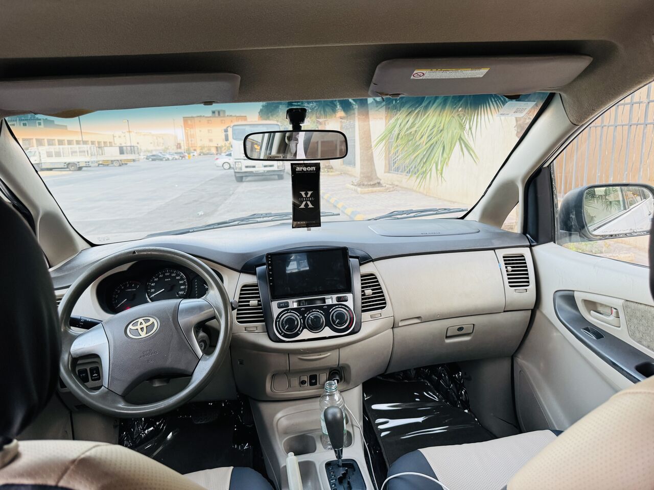 Riyadh, Vehicles, Cars & Trucks , SAR 32000,  TOYOTA INNOVA,  2014,  Automatic,  360000 KM,