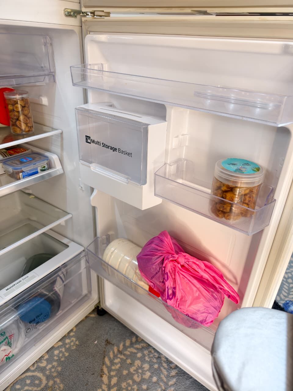 Al Mounsiyah, Household Items, SAR 1200,  Samsung Two-Door Refrigerator For Sale