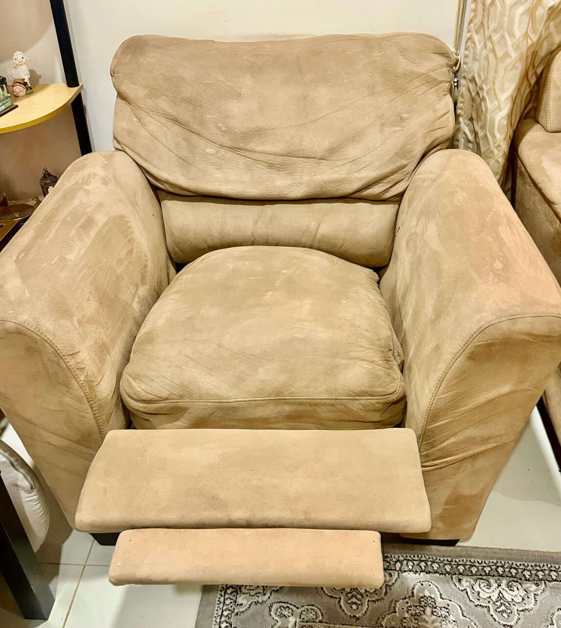 Riyadh, Furniture, SAR 750,  Beige 3-Seater + 2-Seater + Recliner Sofa Set For Sale | Riyadh
