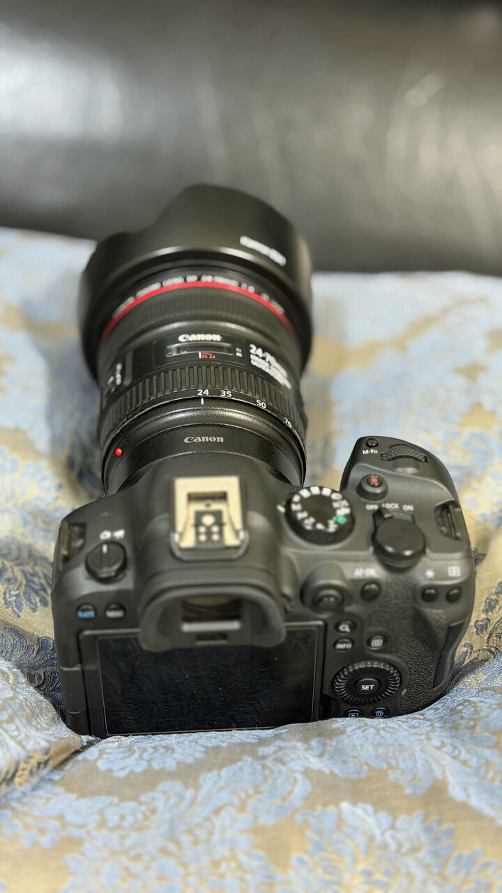 Dammam, Items Wanted, 📸 Canon EOS R6 Mark II – Complete Professional Camera Package For Sale