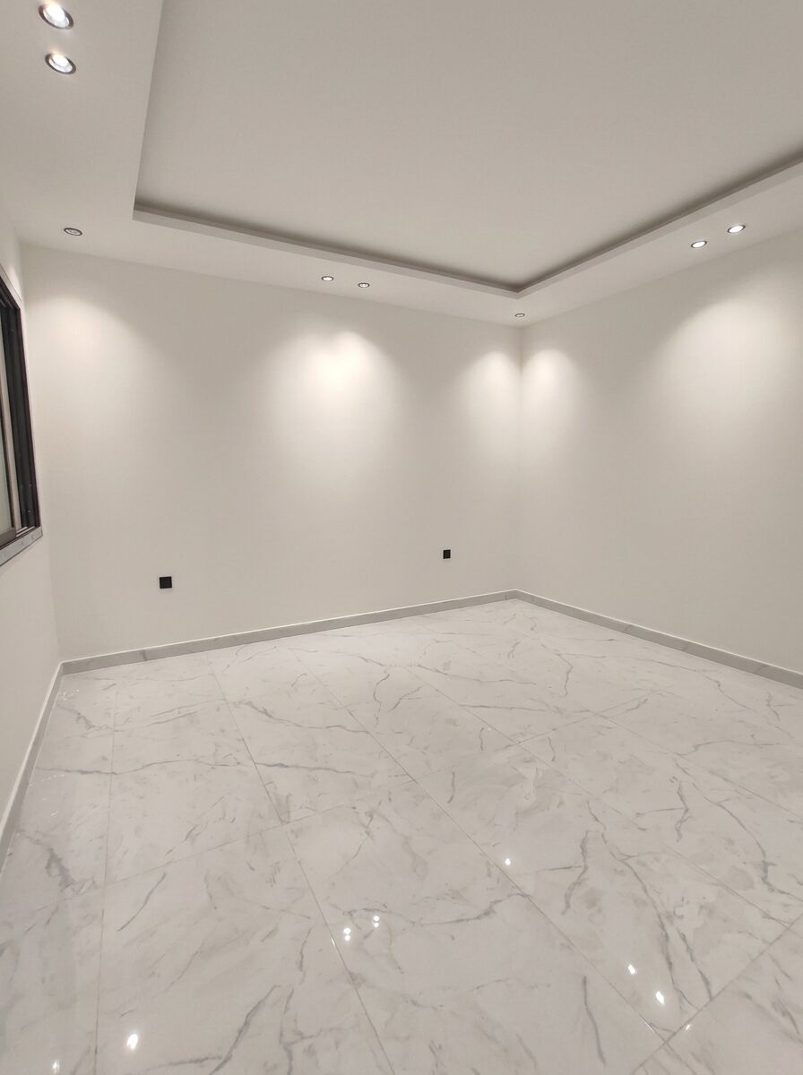 East Riffa, Apartments, Flats, Houses & Villas, BHD 73000/month,  190 Sq. Meter,  Brand New 4BHK Apartment For Sale In Buhair BD.73,000/-