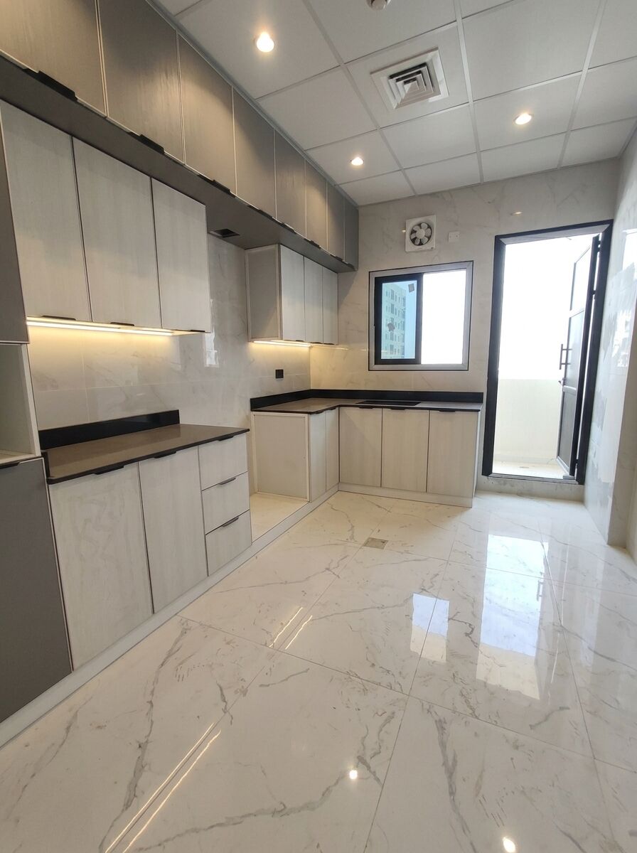 East Riffa, Apartments, Flats, Houses & Villas, BHD 73000/month,  190 Sq. Meter,  Brand New 4BHK Apartment For Sale In Buhair BD.73,000/-