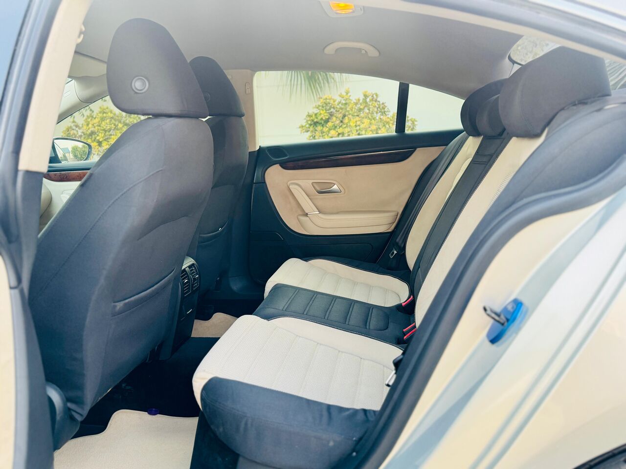 Hamala, Vehicles, Cars & Trucks , BHD 1750,  Volkswagen Passat,  2011,  Automatic,  135000 KM,