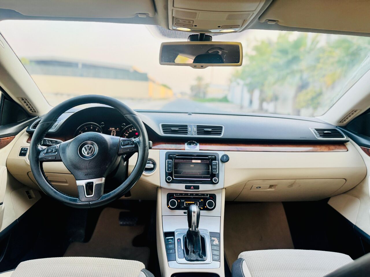 Hamala, Vehicles, Cars & Trucks , BHD 1750,  Volkswagen Passat,  2011,  Automatic,  135000 KM,