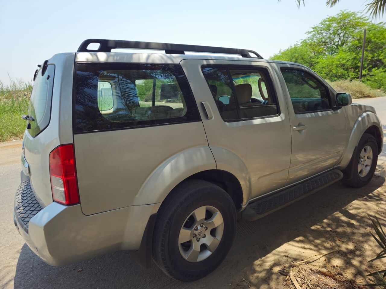 Manama, Vehicles, Cars & Trucks , BHD 1200,  Nissan Pathfinder,  2011,  Automatic,  216500 KM,