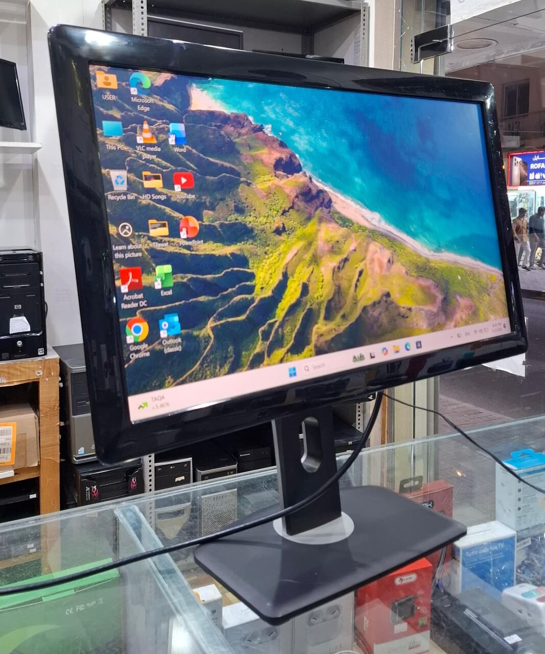 Isa Town, Computers, BHD 17,  Special Offer 23" LED HDMI Monitor Full HD 180* Rotatable Only In 17-BD WhatsApp 36431340
