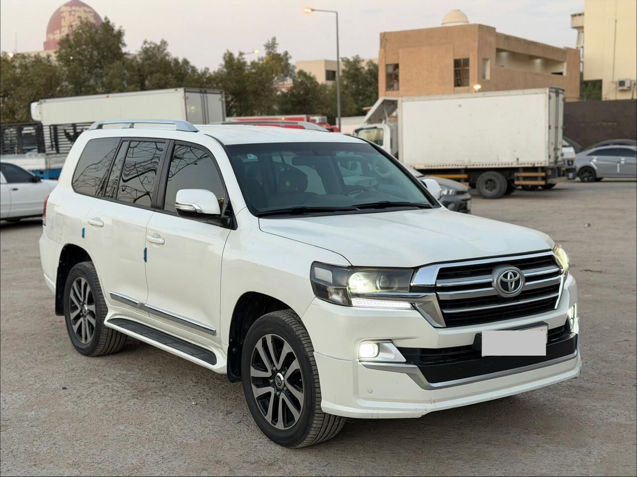 Al Malaz, Vehicles, Cars & Trucks , SAR 135000,  Toyota Land Cruiser,  2016,  Automatic,  327000 KM,    For Sale