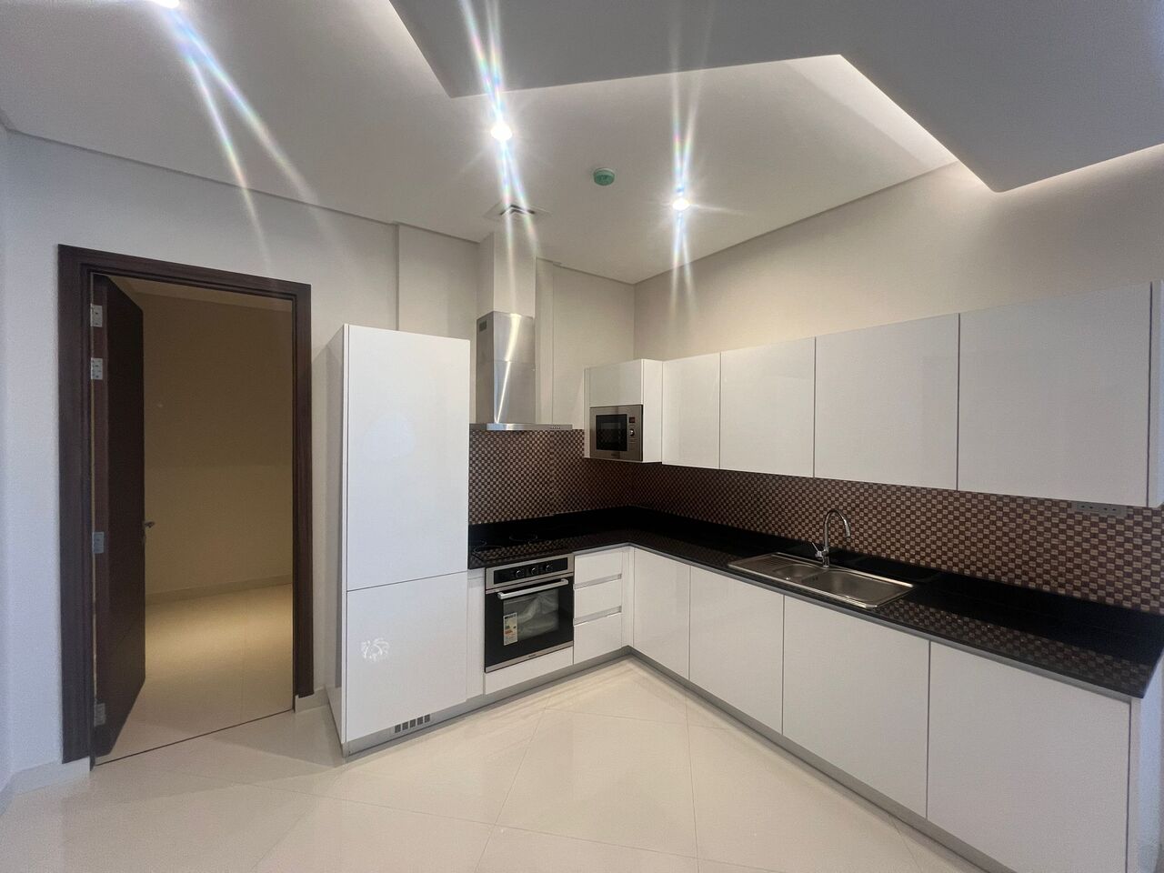 Sanabis, Apartments, Flats, Houses & Villas, BHD 600/month,  Furnished,  3 BR,  Villa-Type Apartment For Rent In Sanabis