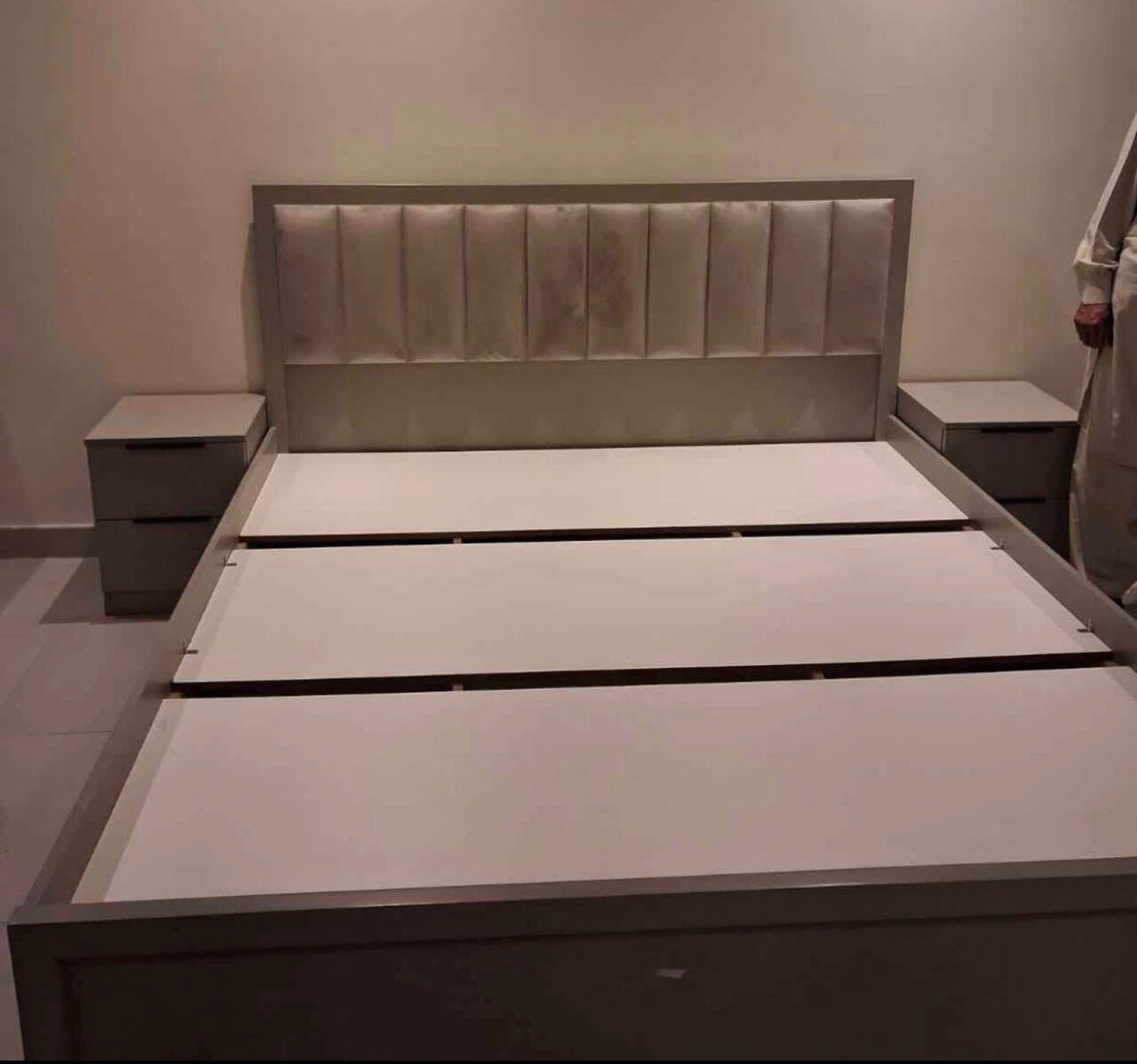 Jeddah, Furniture, BRAND NEW COMPLETE BEDROOM FURNITURE SET