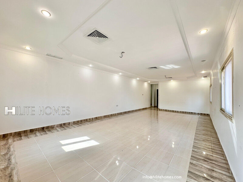 Kuwait City, Apartments, Flats, Houses & Villas, KWD 900/month,  4 BR,  Four Bedroom Floor For Rent In Jabriya